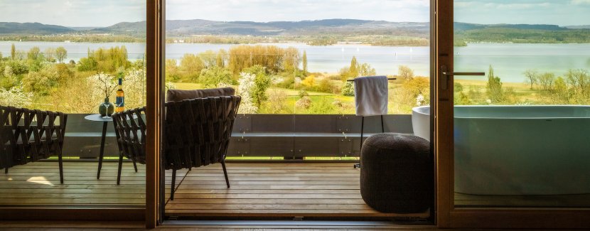 Foto: Hirschen Horn - Wellness Suite mit Ausblick auf den Untersee